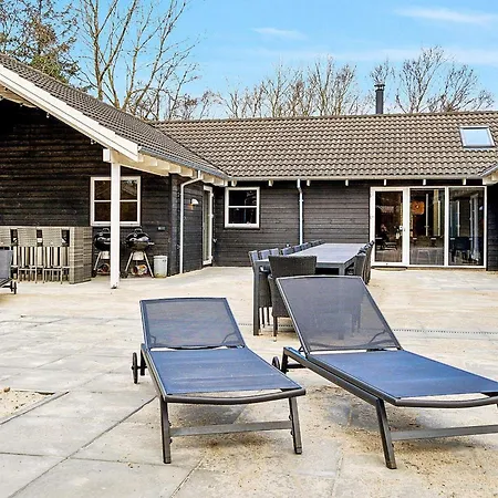 24 Person Holiday In Bl Vand 펜션